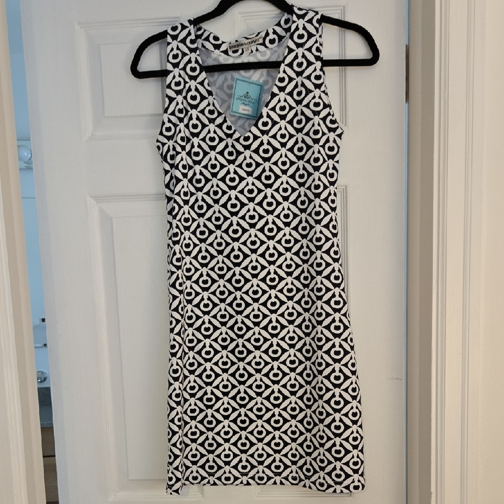 Chic Black and White Geometric Mini Dress